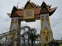 -七彩云南欢乐世界