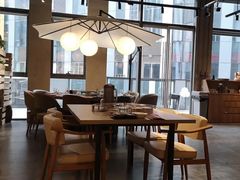 大堂-日进一片海.生腌海鲜火锅.宵夜烧烤(三里屯总店)