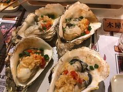 烤湛江生蚝-木屋烧烤(龙华店)