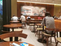 大堂-星巴克(深圳欢乐颂店)
