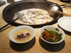 铁山有机雄鱼头-陈大锅·岳阳鱼馆·地道岳阳菜(美食街店)