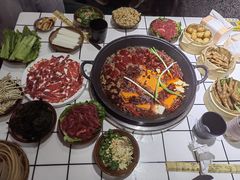 -扎起市井老火锅(乐山总店)