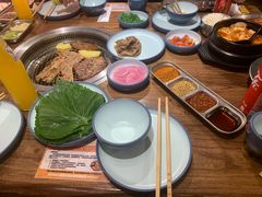 -明洞阿姨·韩式酱蟹烤肉·创意料理(三元桥店)