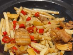 -三湘四水正宗湘菜(君峰路店)