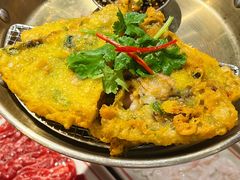 潮州蚝仔烙-沙胆彪炭炉牛杂煲(上海日月光广场店)