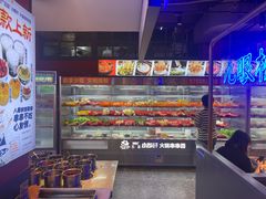 -钢管厂五区小郡肝串串香(滨江店)