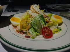 经典凯撒沙拉配糖心蛋-93Club·法餐厅