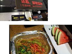 -何师烧烤·香辣蟹·川菜·30年老品牌(太古里旗舰店)