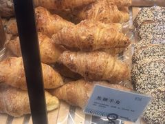 -Dough&Joe团憩(瑞虹天地月亮湾店)