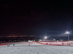 -石京龙滑雪场-停车场