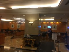 -深圳富苑皇冠假日套房酒店
