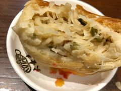 萝卜丝酥饼-大壶春生煎(四川中路店)