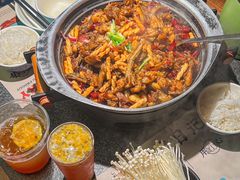 -蛙小侠·沸腾砂锅牛蛙(增城东汇城店)