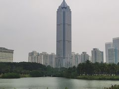 -万绿园