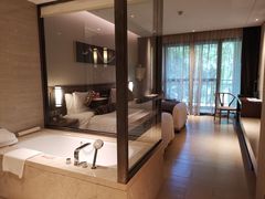 -西双版纳融创皇冠假日度假酒店