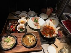 -穹六人间 people 6(岳阳路店)
