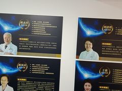 -大连何氏眼科医院