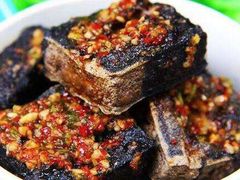 -黑色经典臭豆腐·湖南特产(坡子街店)