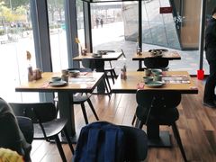 靠窗位-青年公社·烤鸭(天玥中心店)