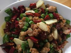 掌中宝-二孃鸡爪爪(东郊记忆店)