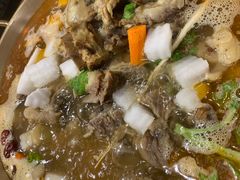 -顶顶汤火牛排火锅·经典铜锅涮肉