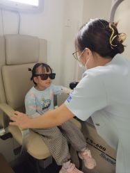 -唯儿诺儿童医院·儿科·眼科·口腔(海岸城店)