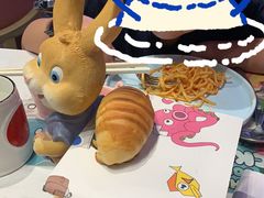 -亚龙湾希尔顿自助餐厅·海鲜·烧烤·沙滩BBQ·现场乐队