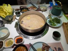 -洪氏嗨捞·猪肚鸡火锅(阳光天地店)