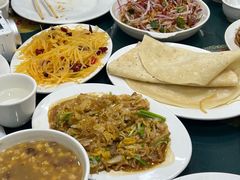 肉丝酸菜粉-毛毛春饼(尚志大街店)