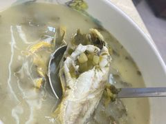 -渔中舟海鲜大排档(普陀沈家门店)