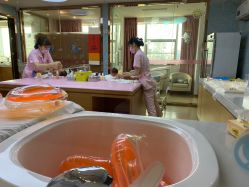 -堃腾月子会所