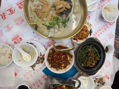 -堂瓦里·33年传统赣菜(第一街区店)