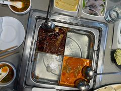 -海底捞火锅(杭州滨江九宜城店)