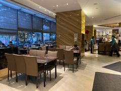-元素自助餐厅·生蚝·海鲜·刺身(萝岗汇华希尔顿逸林酒店)