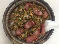 招牌鹅乸煲仔饭-阳江河堤老牌曾记美食