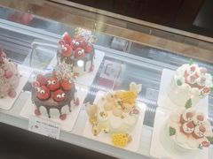 -花花卷卷·鲜食蛋糕(静安久光百货店)