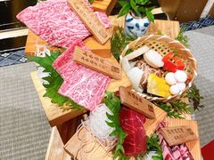 -山川小町·极番烧肉(新地假日广场店)