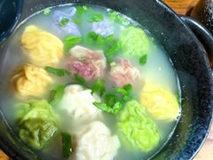 全家福馄饨-地二手作鱼汤馄饨(上街里店)