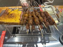 黄金面包片-古彭7只羊·招牌白串·碳锅羊肉旗舰店