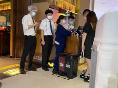 -新哥老官·畅吃123·美蛙世界(苏宁广场店)