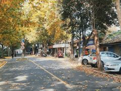 -猫爷的腔调·黔小馆(交大医学住宅区店)