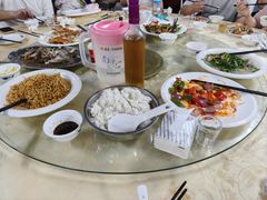 -辉记虾塘海鲜农庄
