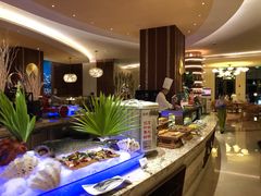 自助取餐区-艺厨风尚餐厅 · 桔钓沙莱华度假酒店
