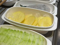 -海底捞火锅(新松江路店)