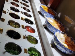 -乡土黄·鲜牛肉火锅·小龙虾(兴业街店)