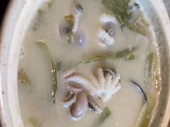 酸菜煮望潮-新荣记(西溪湿地店)