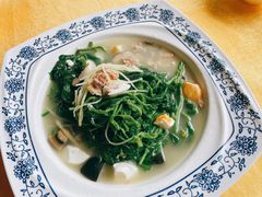 -鲤鱼塘农家山庄