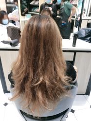 -HAIR CORNER