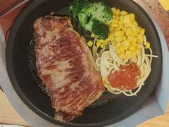 -菲滋意式餐厅(金华银泰城店)