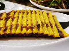 -艳阳天民俗村(公园路店)